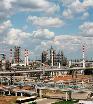 Генштаб подтвердил поражение нефтеперерабатывающего завода в Волгограде