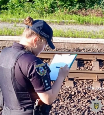 На Білоцерківщині під колесами потяга загинула жінка