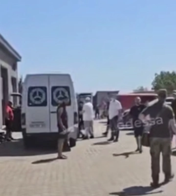 В Одесі на СТО стався конфлікт з представниками ТЦК, приїхала швидка — що кажуть у ТЦК, відео