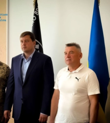 Прокурори Закарпаття передали партію сучасних FPV-дронів легендарній 128-й бригаді