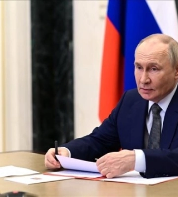 Путін телефонував лідерам Бразилії, Індії та ПАР перед зустріччю Зеленського з Трампом - The Guardian