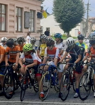 На чемпіонаті України велосипедистки з Кропивницького здобули три медалі
