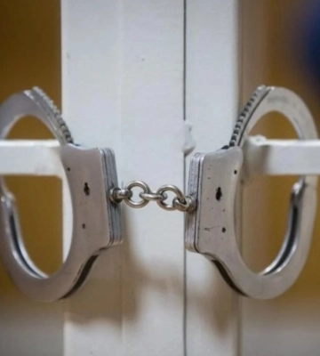 До 12 років тюрми загрожує кияниу за крадіжку 33 тис. доларів з оселі жінки на Закарпатті