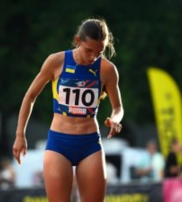 Закарпатська блискавка: спортсменка з Мукачева виборола дві медалі на Чемпіонаті України