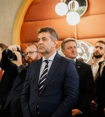 Попри загрозу атак: Чехія закріпилася у Дніпрі