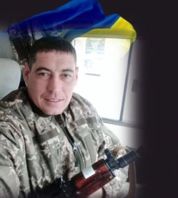 Саратська громада проститься земляком захисником Максимом Пєтковим, який загинув в бою у Запорізькій області