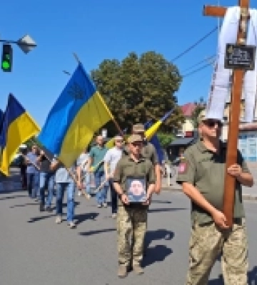 У Ковелі попрощалися із захисником України Віталієм Півнем, який загинув на Запоріжжі