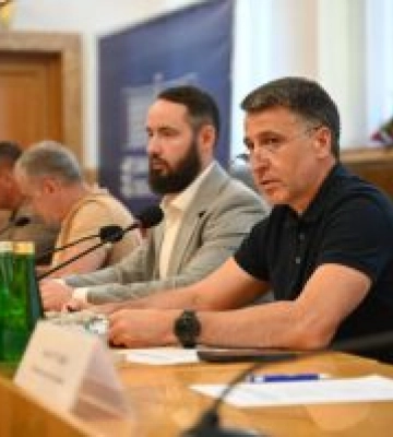 Реформа ринку деревини та положення майбутнього законопроєкту – питання лісової галузі обговорили в Ужгороді