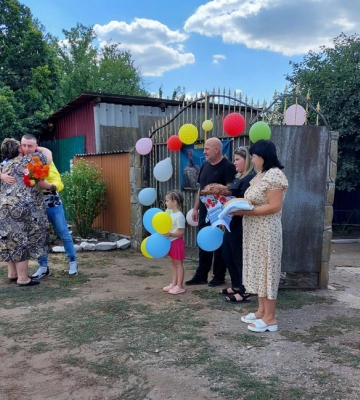 Військового з Устинівської громади зустріли після повернення з полону 