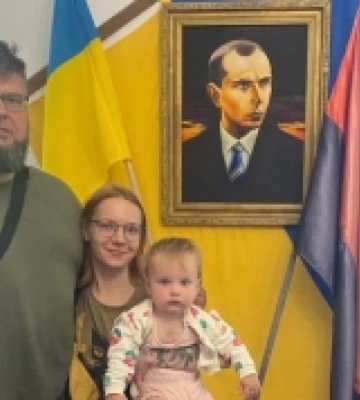 Захисник Маріуполя, який пройшов полон, завітав до Музею Бандери в Моршинській громаді