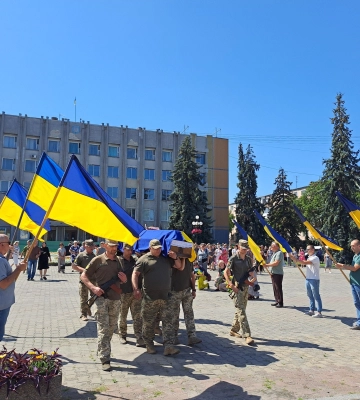 У Ковелі попрощалися з Героєм Віталієм Півнем