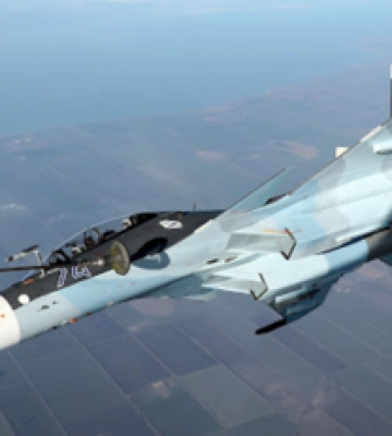 Армия РФ потеряла истребитель Су-30СМ возле Змеиного: детали от ВМС