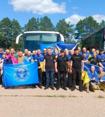 В Україну повернувся важкохворий шахтар із Донецька, який пробув у полоні РФ майже 7 років