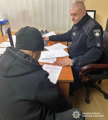 У Дніпрі чоловіка засуджено за замах на вбивство, вчинений просто біля магазину