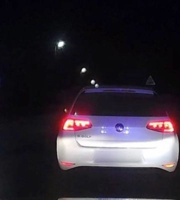 У Луцьку в комендантську годину зупинили водія на Volkswagen з липовими номерами