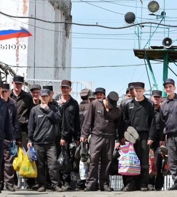 Окупанти на Луганщині готують колишніх в&amp;apos;язнів до війни проти України - ЦНС