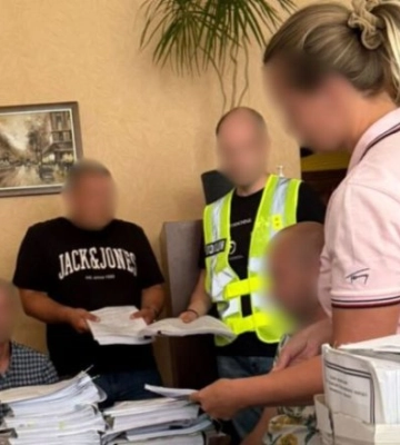 Рейдеры захватили землю и здания под Киевом