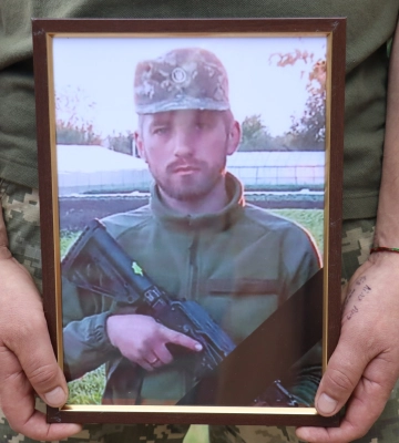 Тростянець попрощався із загиблим захисником України Юрієм Воликом