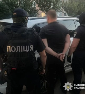 У Мукачеві поліція затримала підозрюваного у переправленні військовозобов’язаних через кордон