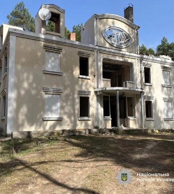 Захоплення землі та будівель на узбережжі Дніпра – на Житомирщині судитимуть групу рейдерів