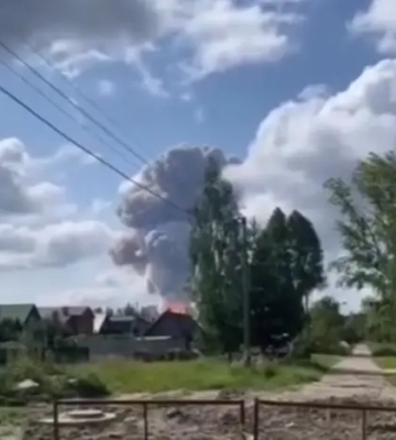 У Рязанській області через вибух зруйновано цех порохового заводу: є загиблі (відео)