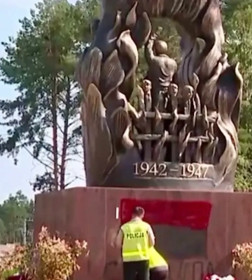 Затриманого за вандалізм 17-річного українця у Польщі взято під варту на три місяці - МЗС