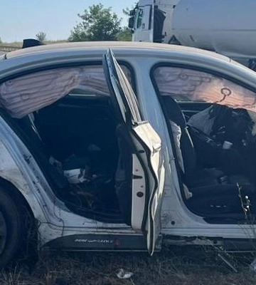 Смертельна ДТП на трасі Київ-Одеса: BMW в&#039;їхав у відбійник, загинула жінка