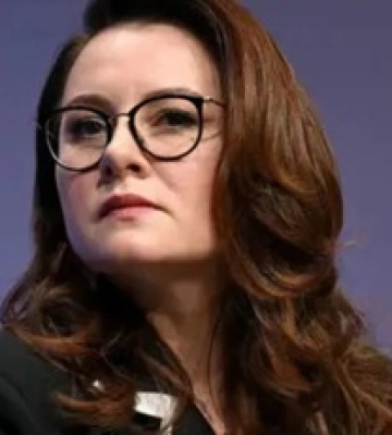 Менее половины украинцев знают, кто такая Свириденко, если не говорить, что это она возглавляет правительство