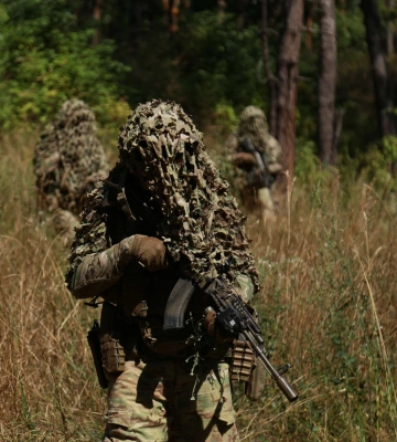 Бійці ГУР зупиняють наступ росіян на Сумщині: розбито понад вісім рот окупантів