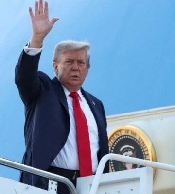 Трамп вилетів на Аляску для зустрічі із Путіним