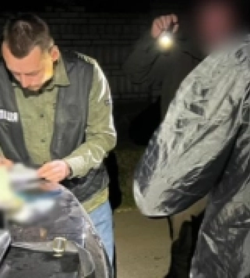 8000 доларів за супровід від Одеси до Молдови: судитимуть іноземця, який сприяв незаконному переправленню українців через кордон