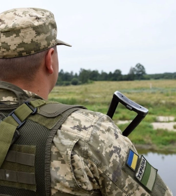 Потрібні інспектори, зв’язківці, кухарі, водії та лікарі: Волинський прикордонний загін запрошує на військову службу за контрактом