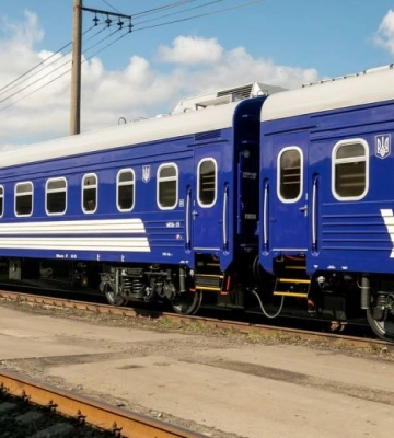 У вересні курсуватиме додатковий потяг Київ – Полтава