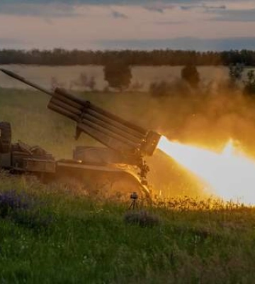 Тяжкі бої тривають на Покровському та Новопавлівському напрямках: карта фронту на 16 серпня