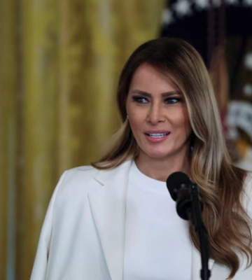 &quot;Секретний&quot; лист: чому Трамп передав путіну лист першої леді США
