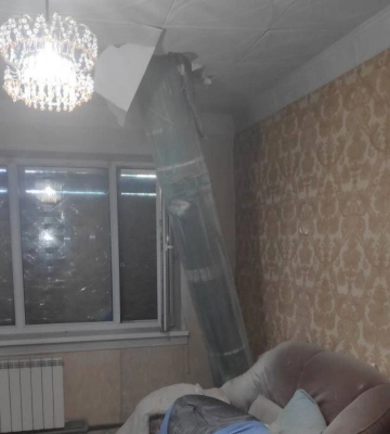 У Добропіллі російська ракета пробила дах п&#039;ятиповерхівки та застрягла у квартирі