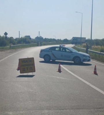На Львівщині сталась ДТП із загиблими - перекрили міст