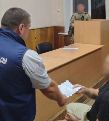 У Харкові чоловік напав із ножем на поліцейського та трьох співробітників ТЦК