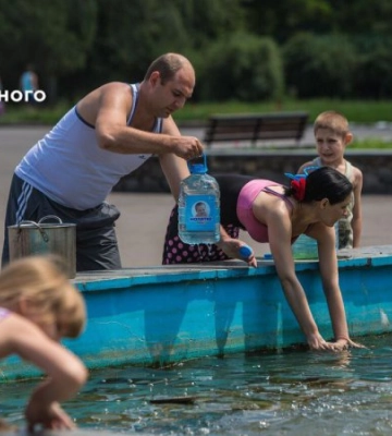 Спротив: на ТОТ Донбасу ціни на питну воду різко зросли