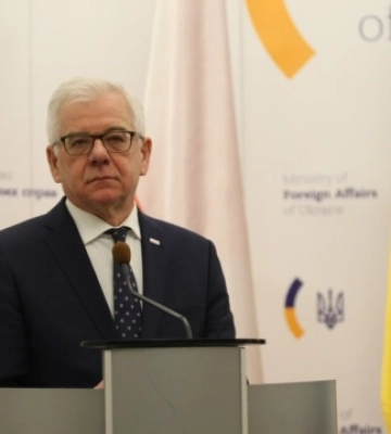 Трамп допоміг Путіну вийти з міжнародної ізоляції - ексглава МЗС Польщі