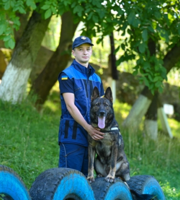 Чернівецька рятувально-пошукова собака Кола виборола перше місце на змаганнях