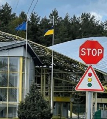 Польща оновила фінансові правила для в’їзду українців