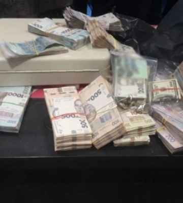 На збуті контрафактних рідин для вейпів затримали сімох львів&#039;ян
