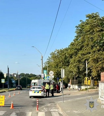 На Львівщині внаслідок двох ДТП загинули двоє пішоходів - поліція веде слідство