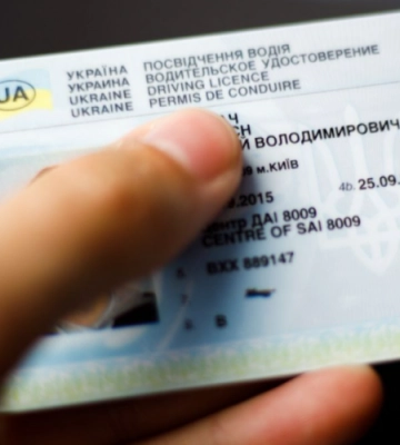 На Волині судили чоловіка, який майже 20 років їздив із підробленим посвідченням