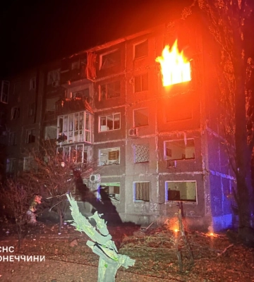 Оккупанты ударили по домам в Доброполье и окрестностях города, есть погибшие