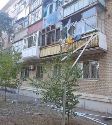 Росіяни впродовж дня атакували Дніпропетровщину КАБами, дронами та з артилерії: пошкоджені підприємство, будинки, сталися пожежі. ФОТОрепортаж