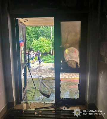 Львові підпалили гімназію «Євшан»