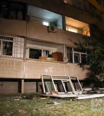 Ворожа ракета влучила по житловій забудові у Харкові, є постраждалі