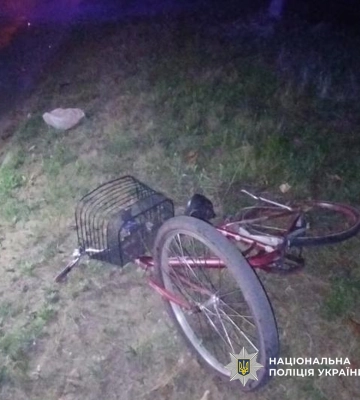 На Черкащині 75-річний водій легковика скоїв наїзд на 75-річну велосипедистку